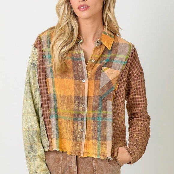 Mystree Pumpkin Spice Dreams Color Block Button Upn(Size Small) - Picture 3 of 6